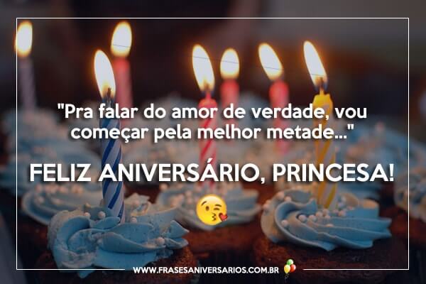 Feliz aniversário e parabéns para a namorada